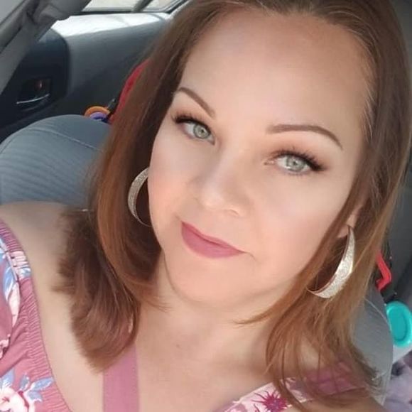 Meet your Posher, Luzmi - Picture 1 of 1